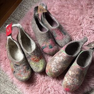 Handcrafted  woman Wool Slippers , 7.5, 8, 8.5 woman size, price per pair!